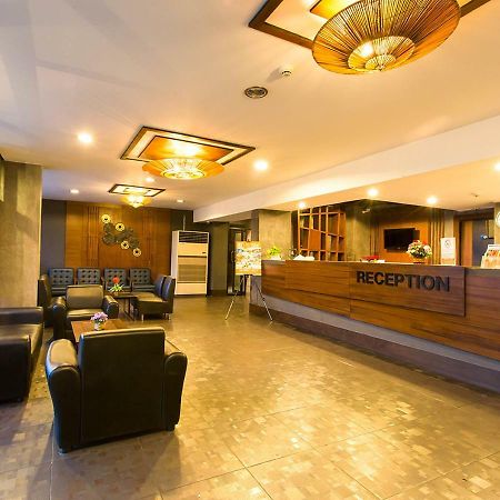 B2 Bangkok - Srinakarin Hotel Bagian luar foto