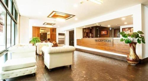 B2 Bangkok - Srinakarin Hotel Bagian luar foto