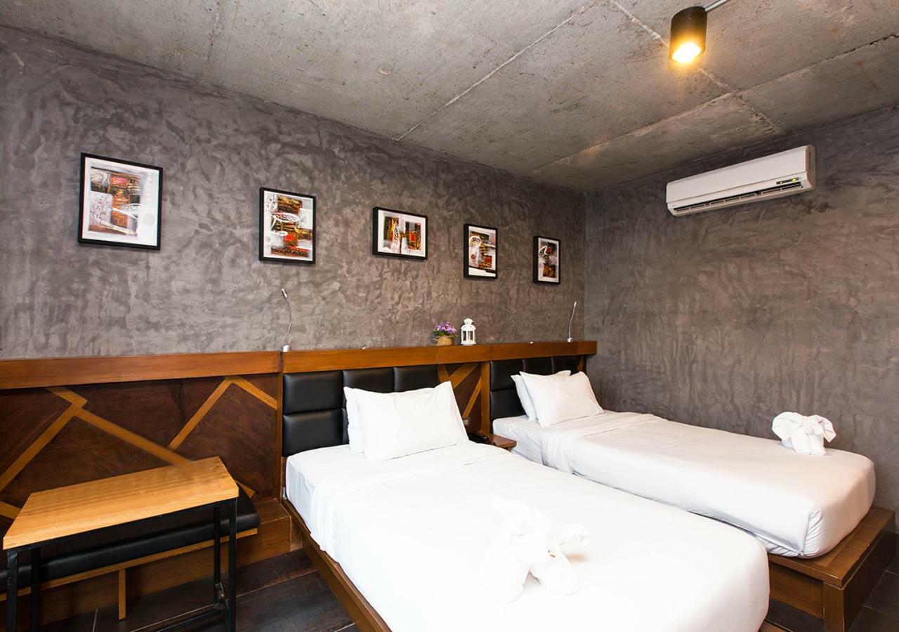 B2 Bangkok - Srinakarin Hotel Bagian luar foto